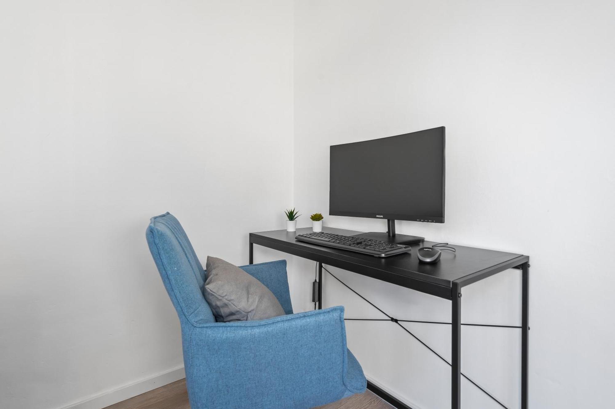 Modern + Stylish For 5: Garden + Kitchen + Parking Schwabach